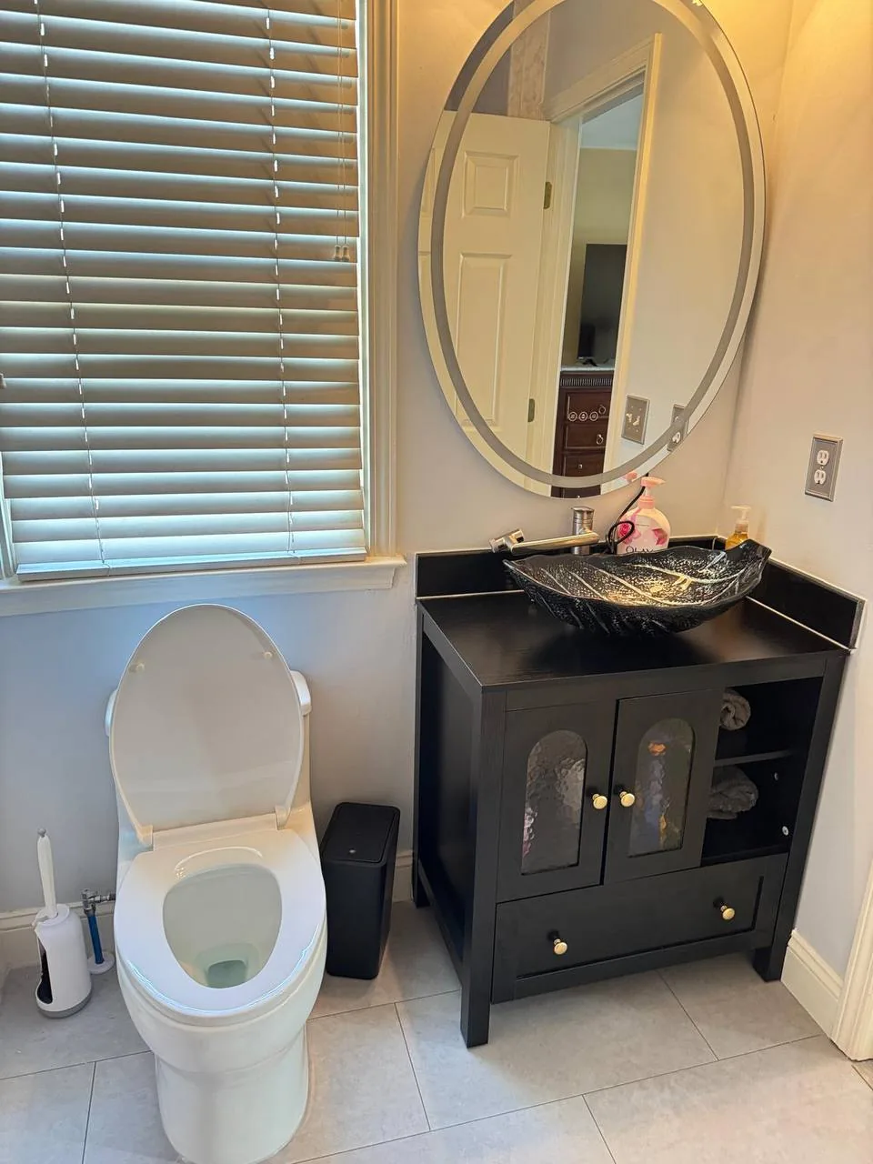 A bathroom cleaned and sanitized by the Nexo Cleaning Services team